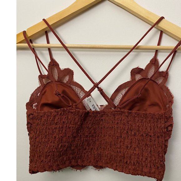 NEW  Women's  Dark Rust  Crochet Lace Bralette with Bra Pads - Picture 7 of 7